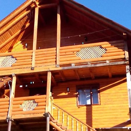 Ансол Hotel Vorohta Kültér fotó