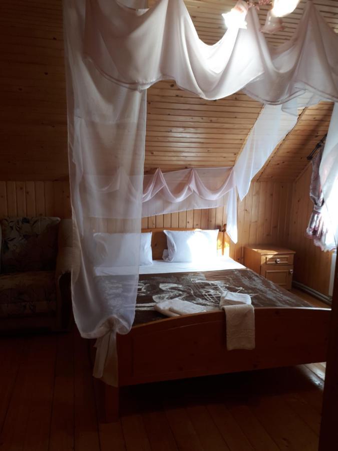 Ансол Hotel Vorohta Kültér fotó
